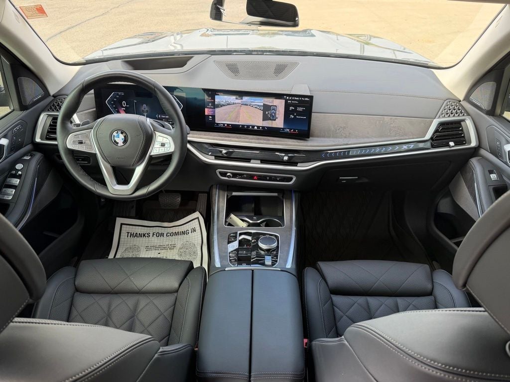 2025 BMW X7 xDrive40i