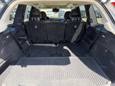 2021 Volvo XC90 T5 Momentum